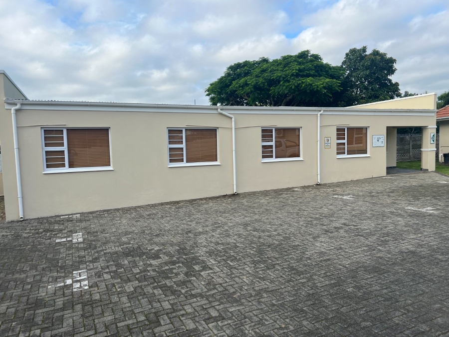 Commercial Property for Sale in Vincent Eastern Cape